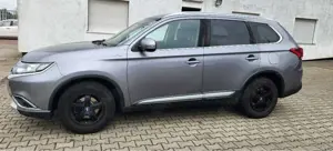 Mitsubishi Outlander Outlander 2.0 2WD CVT Diamant Edition