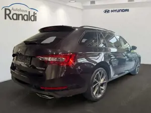 Skoda Superb Combi SportLine 4x4 2.0 TSI++Scheckheft!++1. Hand! Bild 3