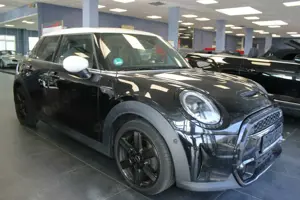 MINI Cooper S Aut. Classic Trim - 5-Türig -