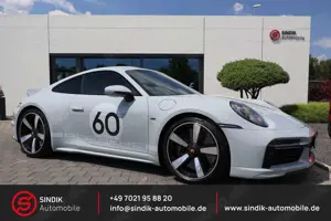 Porsche 992 -911 Turbo Sport Classic Heritage-deutsch-1Hd