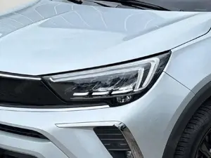 Opel Crossland Elegance 1.2 Turbo 110PS *AHK*NAVI*SHZ* Bild 5