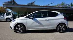 Peugeot 208 208 PureTech 110  !! GT-Line !! Kamera !! Bild 4