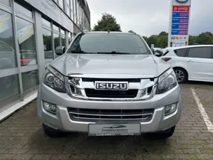 Isuzu D-Max Double Cab 4WD Premium*LEDER*KLIMAAU*EUR5* Bild 3