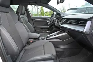 Audi A3 Sportback S line 35 TFSI S tronic Bild 4