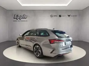 Skoda Octavia Combi RS LED Matrix Navi Klimaut.SHZ PDC v/h Kamer Bild 5