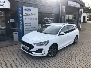 Ford Focus ST-Line X 40% unter UVP Neu