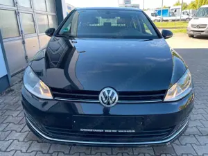 Volkswagen Golf VII Lim. Allstar 1,2 /AHK/SHZ/NAVI/GARANTIE Bild 4