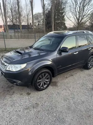 Subaru Forester 2.0D Edition