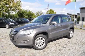 Volkswagen Tiguan Trend  Fun 4Motion/TÜV/AU NEU/S-HEFT/AHK