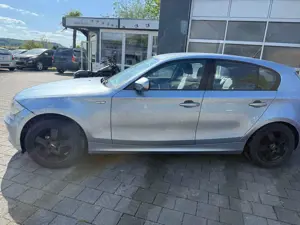 BMW 116 116d Bild 4