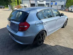 BMW 116 116d Bild 3