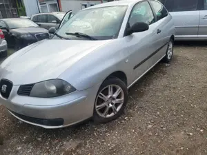 SEAT Ibiza 1.4 16V Reference