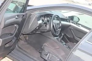 Volkswagen Passat Comfortline BMT/Start-Stopp Bild 5