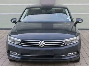Volkswagen Passat Comfortline BMT/Start-Stopp Bild 2