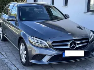 Mercedes-Benz C 220 C 220 d 4Matic T 9G-TRONIC Avantgarde