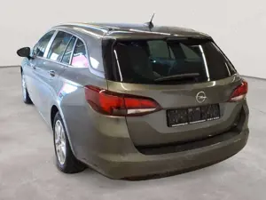 Opel Astra Astra 1.2 Turbo ST Edition Navi SHZ PDC Bild 2