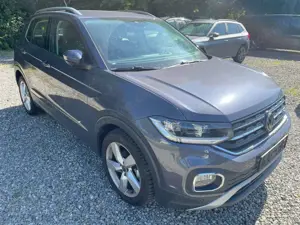 Volkswagen T-Cross Style DSG *AHK*LED*PDC*Smart Link* 110 kW (150 ...
