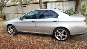 Alfa Romeo 166 166 2.5 V6 24V Distinctive Bild 3