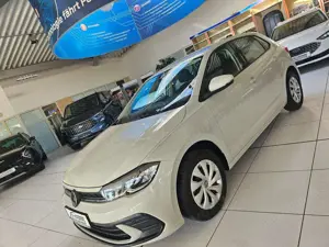 Volkswagen Polo Life LED-SCHEINWERFER PARKPILOT v/h KLIMA ALLWETTE