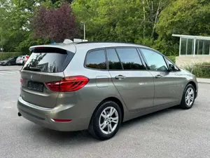 BMW 218 218d Automatik Navi Spur Panora Bild 5