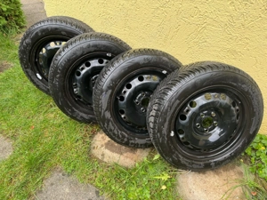 Winterreifen 185 60 R15  für z.B. VW Polo Bild 2