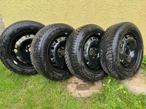 Winterreifen 185 60 R15  für z.B. VW Polo