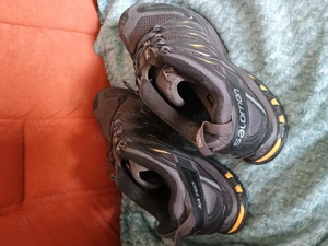 Herrenoutdoorschuhe von Solomon Gr. 44,5, neuwertig!