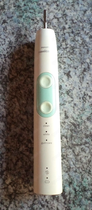 1x Original Philips Sonicare HX684A, leicht defekt, für Bastler sicher kein Problem