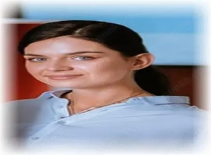 Eine ledige junge Frau ist hier und heute auf der Suche nach einem Mann