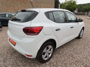 Dacia Sandero . Klima Bild 4