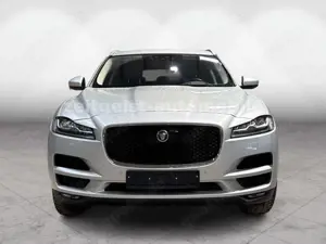 Jaguar F-Pace 2.0d*AWD*LEDER*TÜV  SERVICE NEU*8 Bild 2