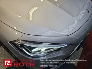 Mercedes-Benz GLA 250 GLA 250 4M AMG Sport P-Dach Kamera LED PTS Navi Bild 3