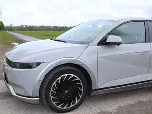 Hyundai IONIQ 5 IONIQ5 UNIQ, Allrad mit Garantie bis 2030-