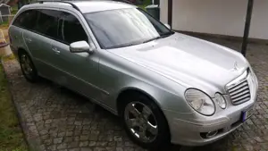Mercedes-Benz E 200 T Kompressor Automatik Elegance Bild 3