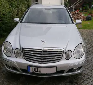 Mercedes-Benz E 200 T Kompressor Automatik Elegance Bild 2