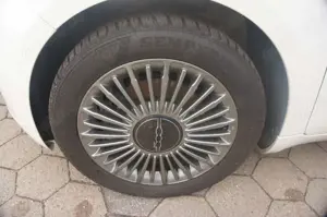 Fiat 500e Icon Alu DAB+ SHZ Navi Bild 4