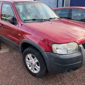 Ford Maverick V6 Limited 4x4 aus der Schweiz