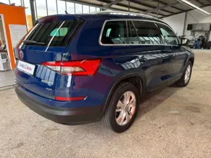 Skoda Kodiaq 2.0 TDI Style 4x4 DSG Navi LED Memory AHK Bild 5