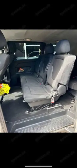 Mercedes-Benz 220 Bild 4