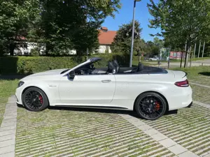 Mercedes-Benz C 63 AMG S Cabrio, Kaschmirweiß Magno, Top Ausstattung