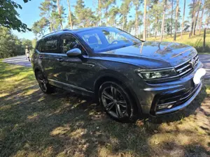 Volkswagen Tiguan Allspace Tiguan Allspace 2.0 TDI SCR 4Motion R line Bild 3