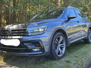 Volkswagen Tiguan Allspace Tiguan Allspace 2.0 TDI SCR 4Motion R line Bild 2