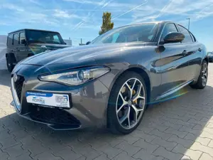 Alfa Romeo Giulia Super|LED|R-KAM|NAVI