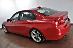 BMW 328 iA Lim. SportLine Navi/Xenon/M-Sport 18-Zoll Bild 5