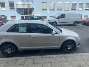 Audi A3 A3 1.4 TFSI Attraction Bild 4
