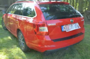 Skoda Octavia Octavia Combi 1.6 TDI Green tec DSG Edition Bild 2