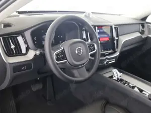 Volvo XC60 Ultra Dark AWD B5 Benzin EU6d HUD AD AHK Digitales Bild 5