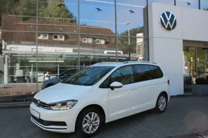 Volkswagen Touran Comfortline 1.5 TSI DSG 7 Sitzer,Navi,AHK