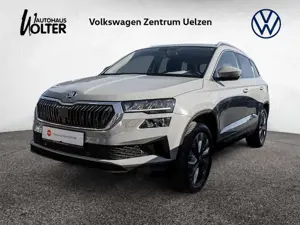 Skoda Karoq 2.0 TDI Style 4x4 DSG AHK PANO ACC NAVI