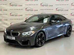 BMW M4 UNFALLFREI/DEUTSCH/DRIVERS PACKAGE/VOLL/19